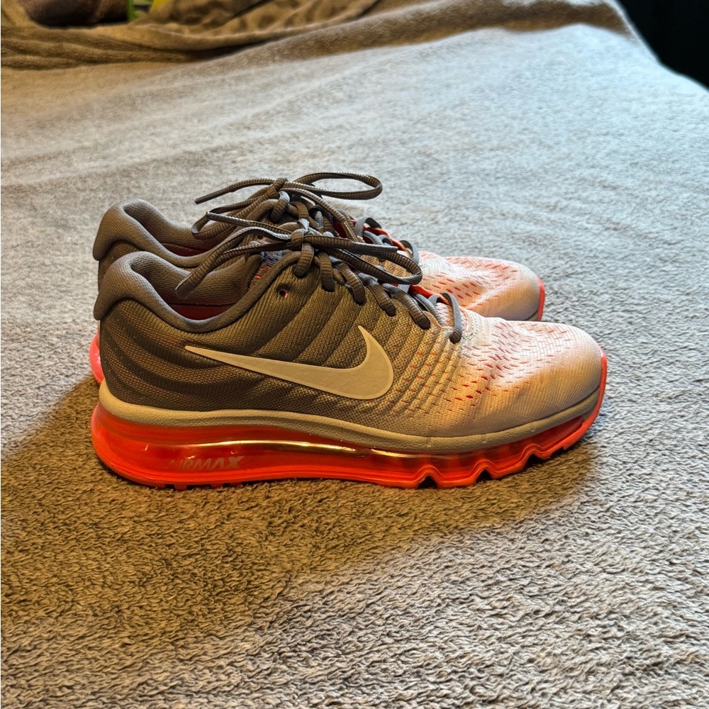 Nike Air Max Gray and Pink Sneakers